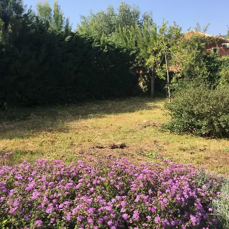 Flat With Garden Σπίτι διακοπών Καραβάδος